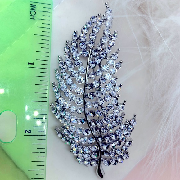 Silver Rhinestone Feather Brooch - Picture 3 of 4